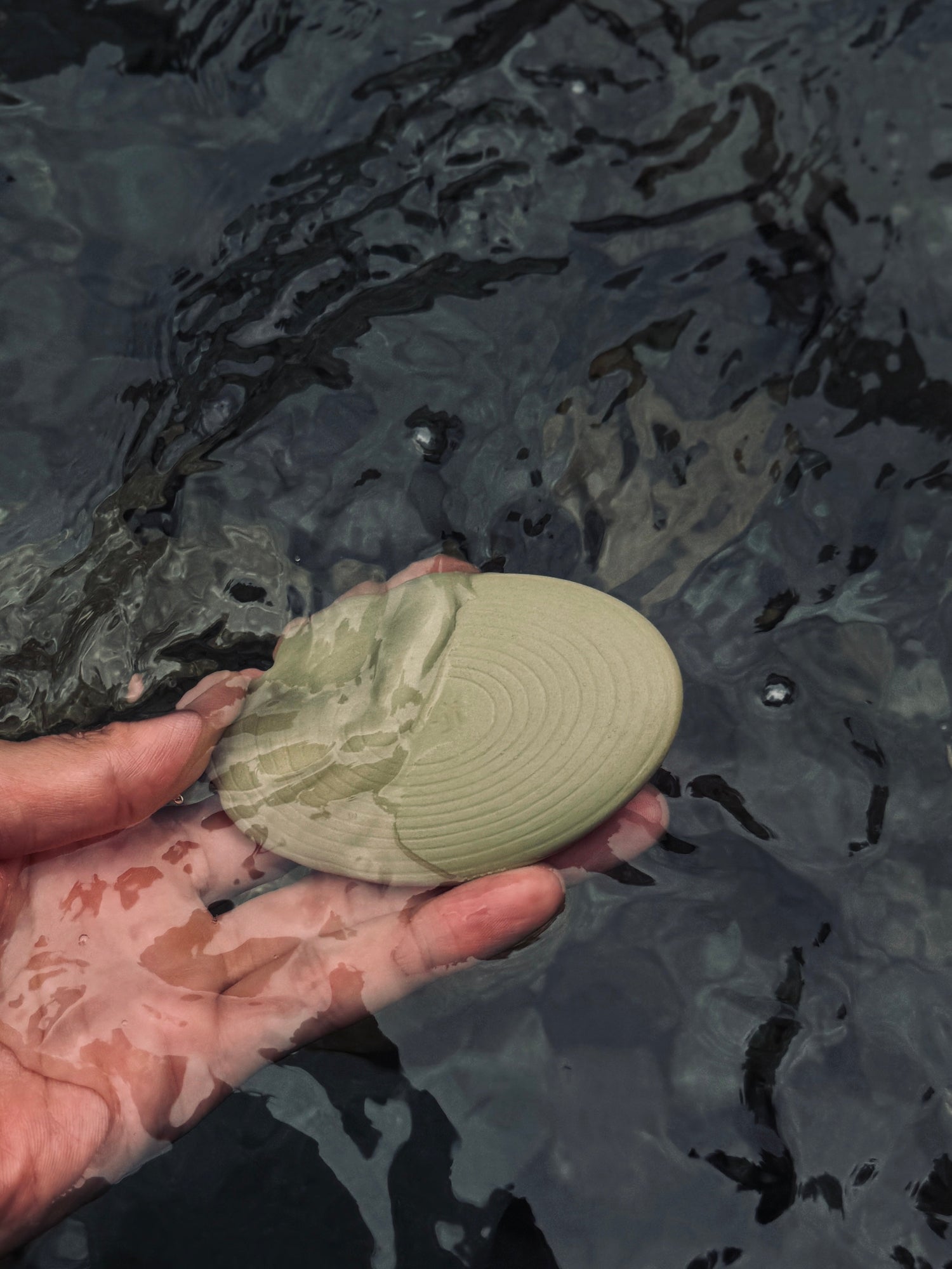 お風呂に入れるだけで、まるで家庭で湯治!? 「to-ji stone」を広めたい！
